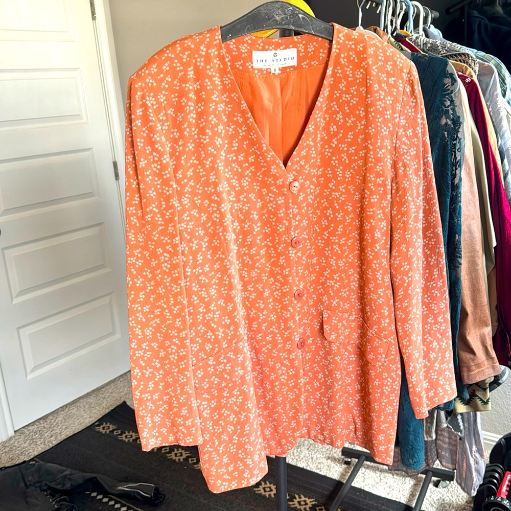 Ditsy floral blazer